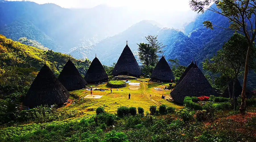 Wae-rebo-village_bintang_komodo_tours