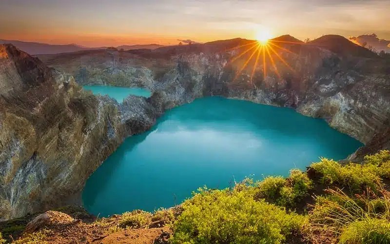 Kelimutu lake with bintang komodo tours